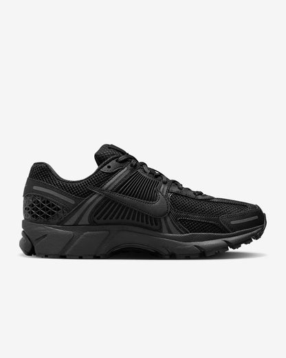 Nike Zoom Vomero 5 'Black'