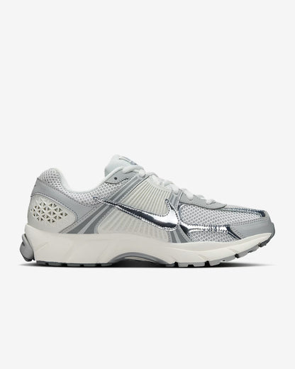 Nike Zoom Vomero 5 'Metallic Silver'